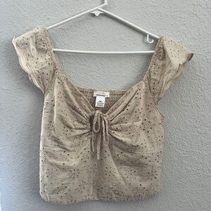 medium cream urban romantics cropped top